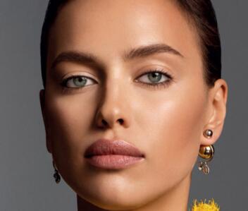 超模irina shayk 2016最佳秋日妆容大片